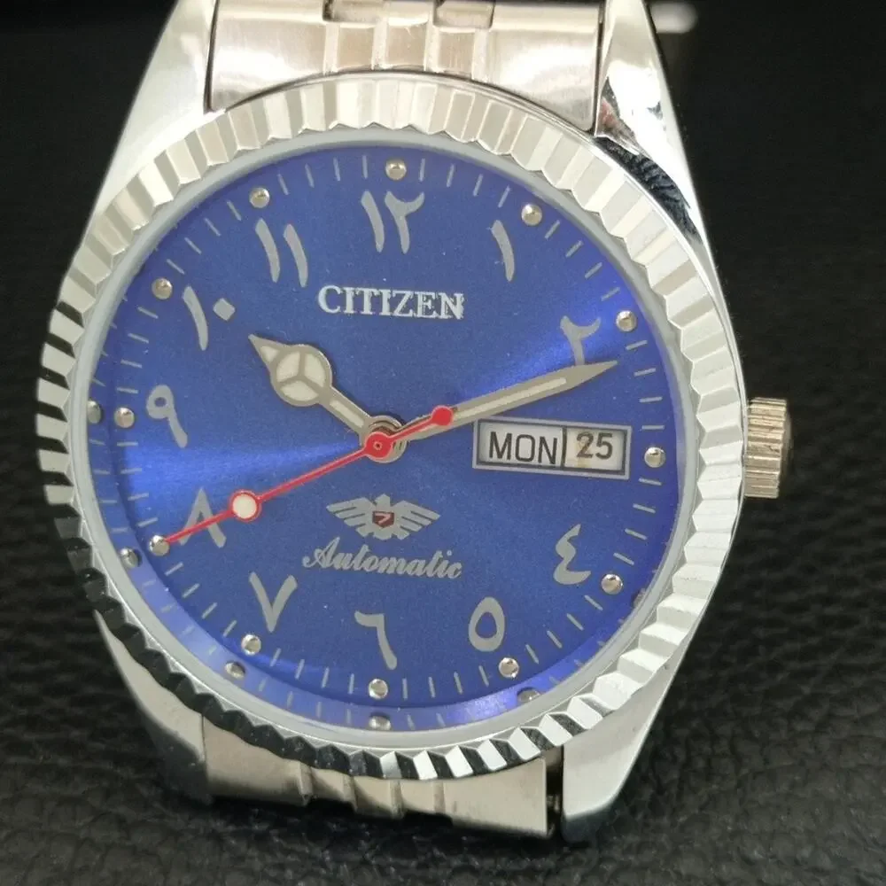 Vintage 1991 Citizen Automatic Mens Silver Watch W/daydate & Blue accents